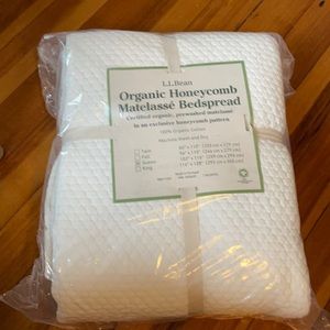 Brand new unopened LL Bean Bedspread. Queen
